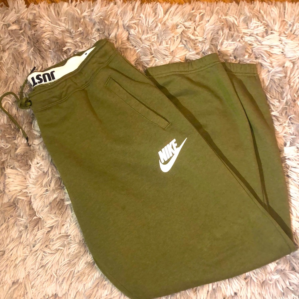 Nike sweatpants